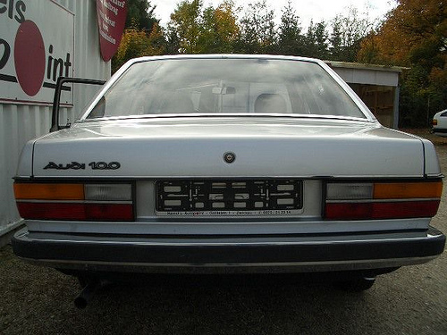 Audi 100 1.6