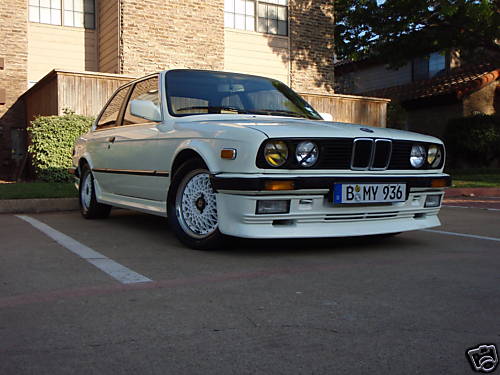 BMW 3 323i