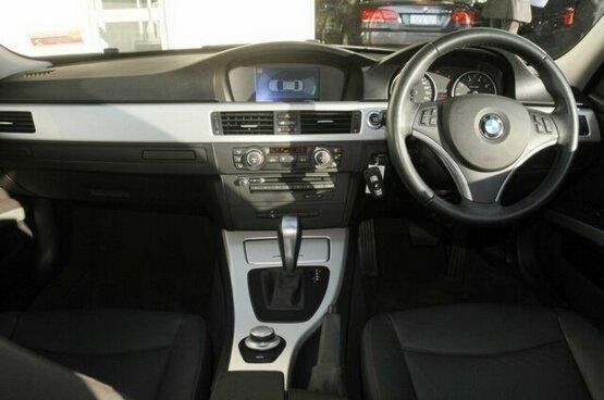 BMW 320i Steptronic