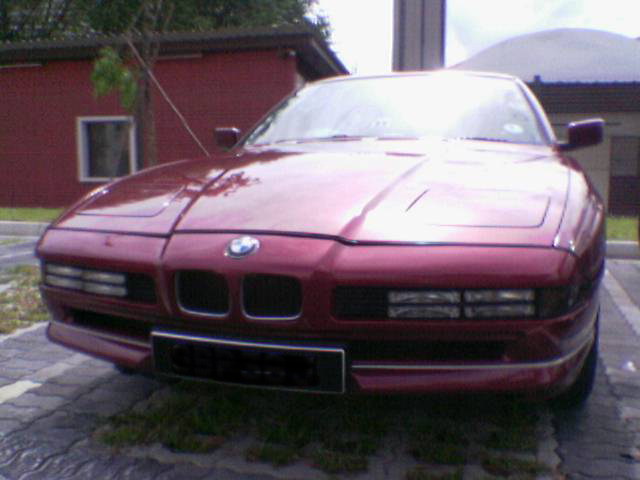 BMW 845