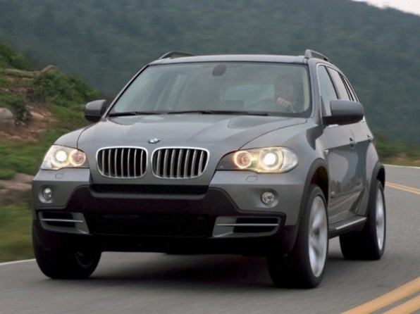 BMW X5 4.8i Sports Activity Vehicle