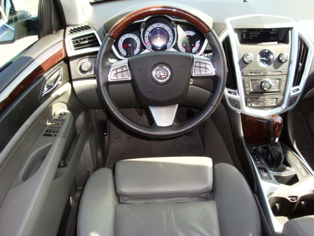 Cadillac SRX Luxury