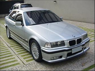 BMW 323i Sport Automatic