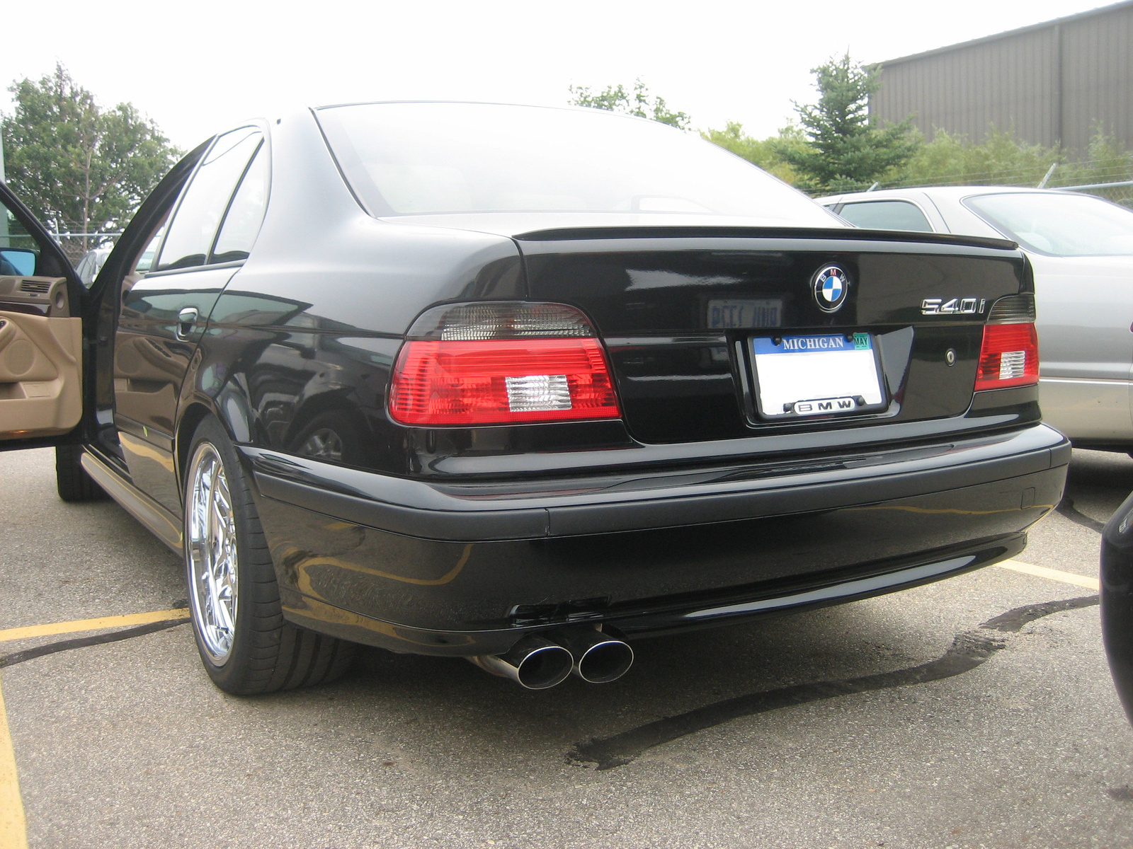 BMW 5 540i AT