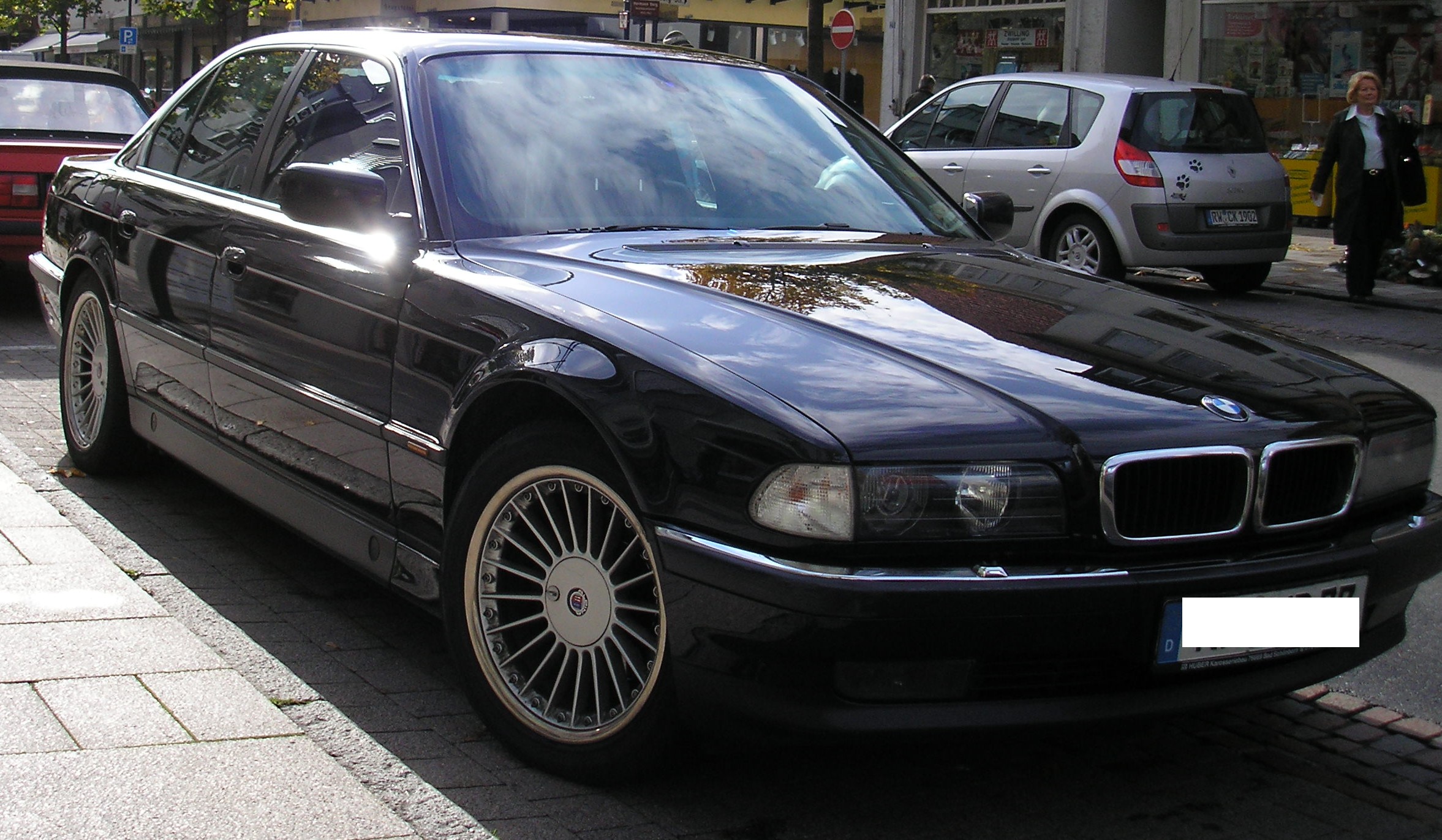 BMW 740i