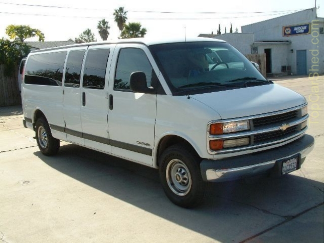 Chevrolet Express Passenger Van 3500 LS Regular