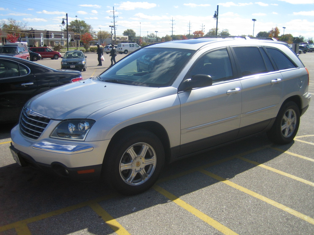 Chrysler Pacifica Touring AWD