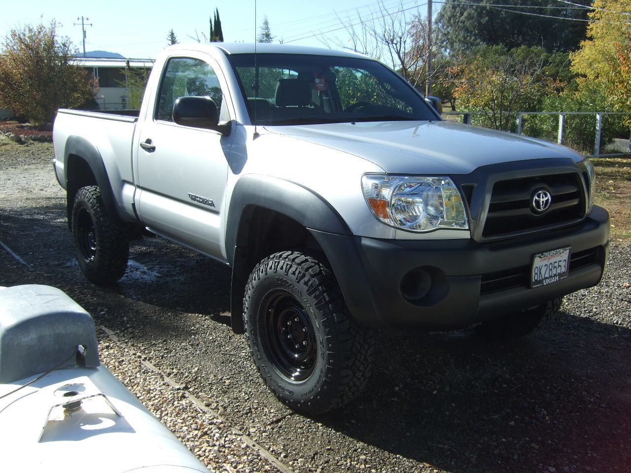 View of Toyota Tacoma 4x4 Regular Cab. Photos, video, features and
