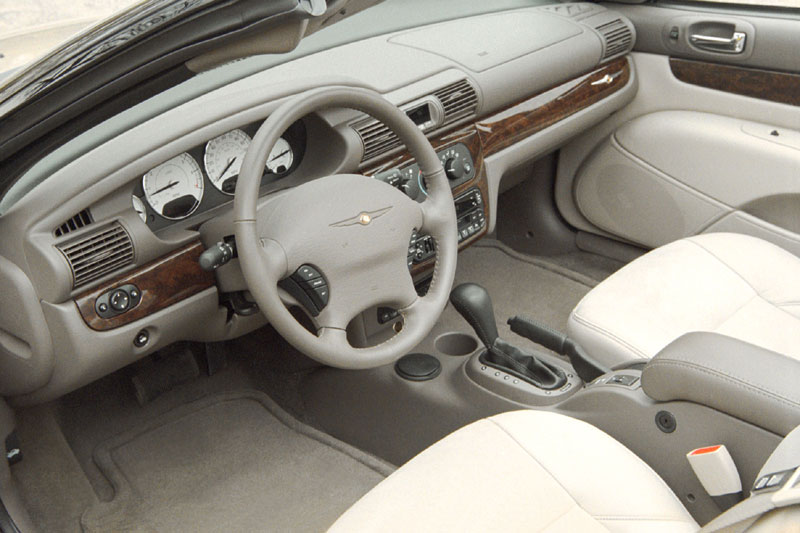 Chrysler Sebring 2.0 i 16V AT