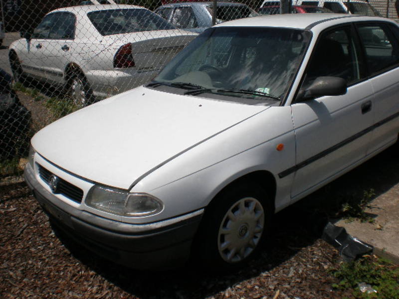 Holden Astra 1.6