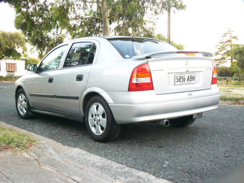 Holden Astra Sedan 1.8