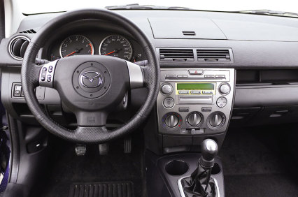 View Of Mazda 2 1 4 Photos Video Features And Tuning Of Vehicles Gr8autophoto Com