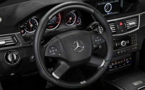 Mercedes-Benz E V12