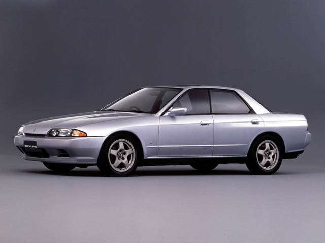 Nissan Skyline 2.6 i R6 24V Turbo 4WD