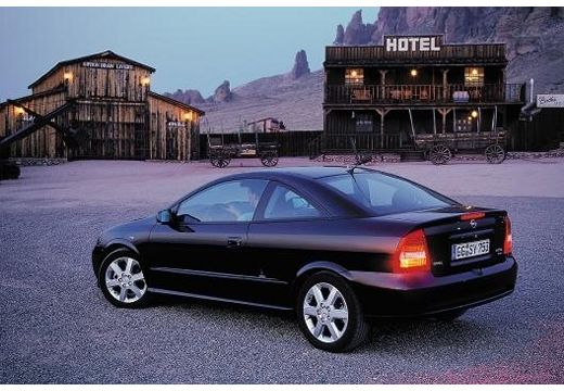 Opel Astra 1.8 Coupe