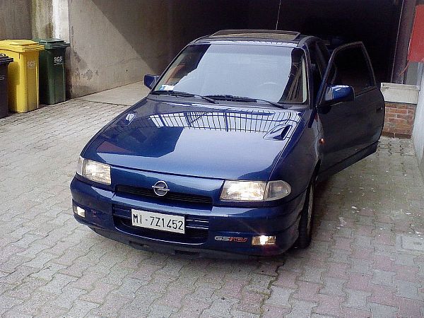 Opel Astra 2.0 16V