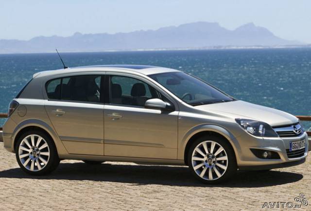 Opel Astra Family 1.6 MT