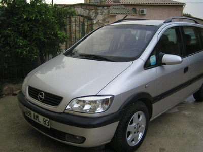 Opel Zafira 2.2 TD