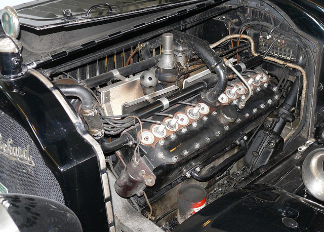 Packard Twin Six V12