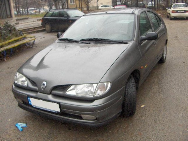 Renault Megane 1.6  100