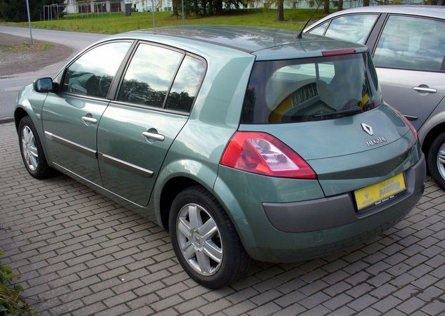 Renault Megane II Hatchback 1.4