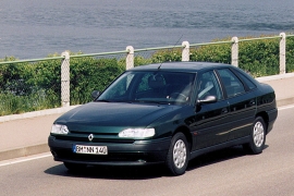 Renault Safrane 3.0 V6