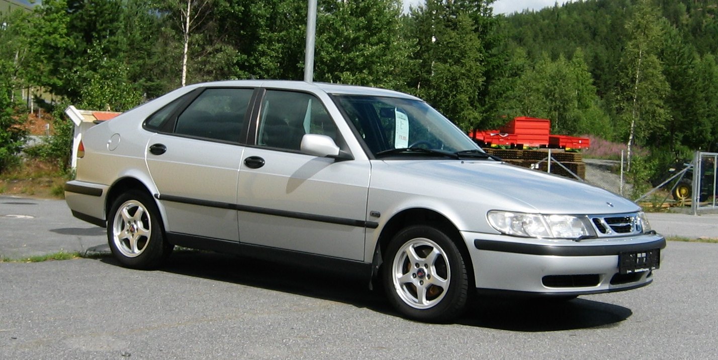 Saab 9-3 2.0 i MT