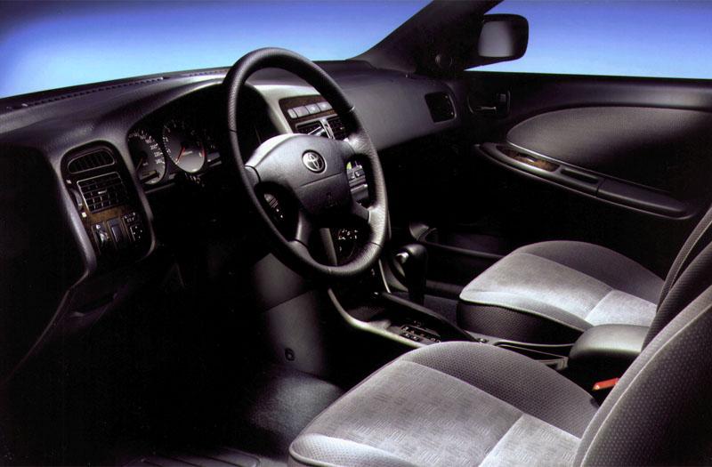 Toyota Avensis 2.0 VVT-i Sol