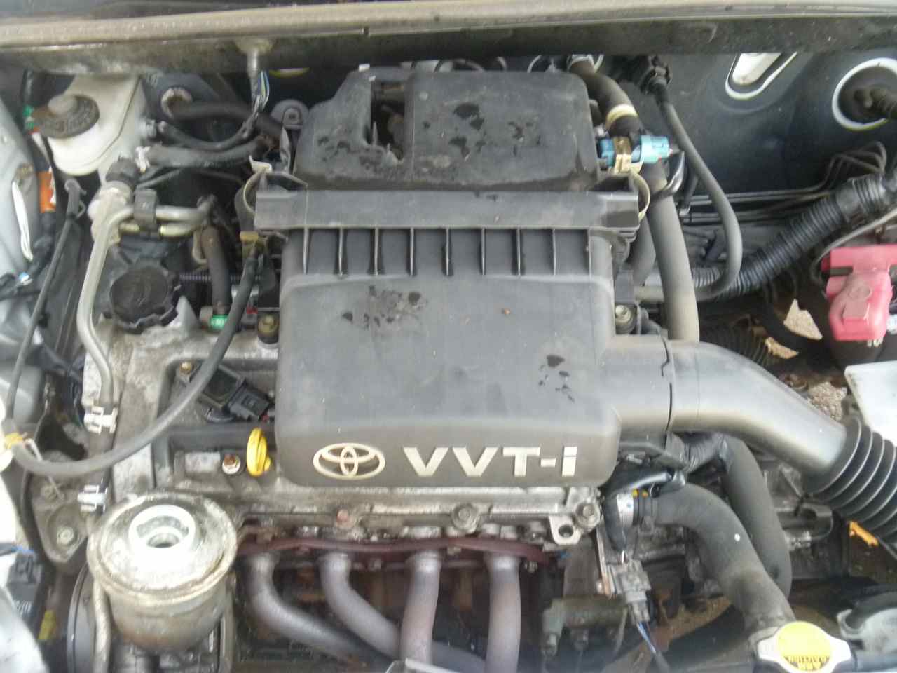 Toyota Yaris 1.0 MT