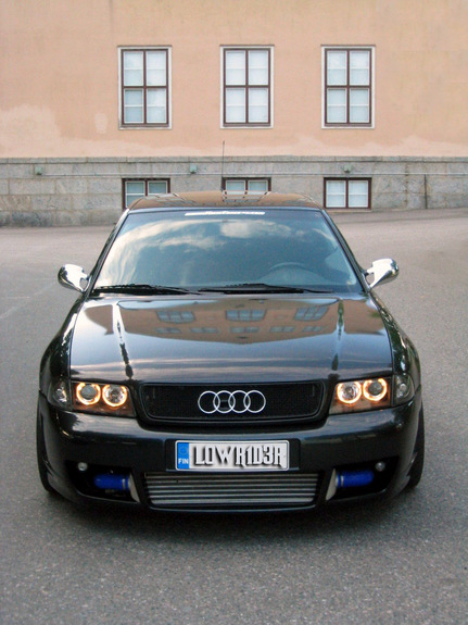 Audi A4 1.8 AT