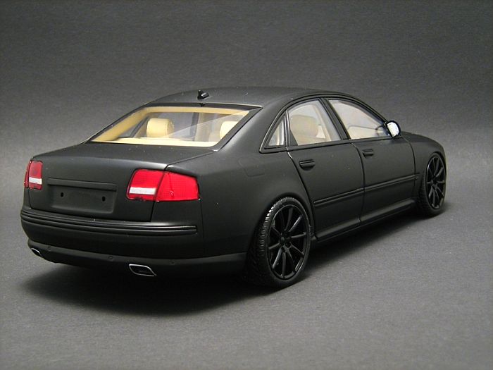 Audi A8 W12