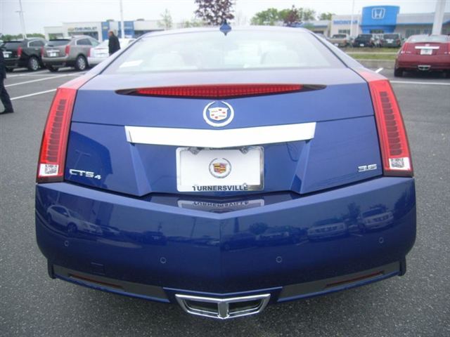 Cadillac CTS Coupe Performance AWD