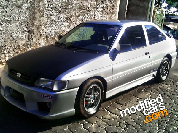 Ford Escort 2.0 RS