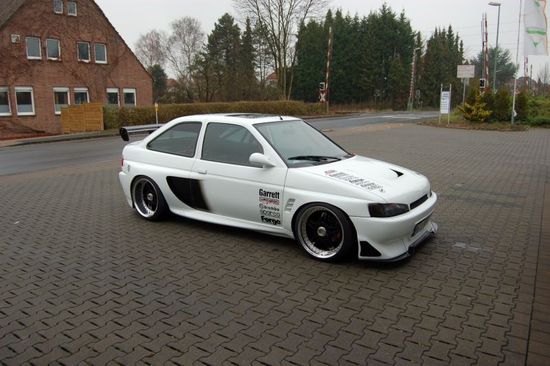 tuning Ford Escort RS 2000
