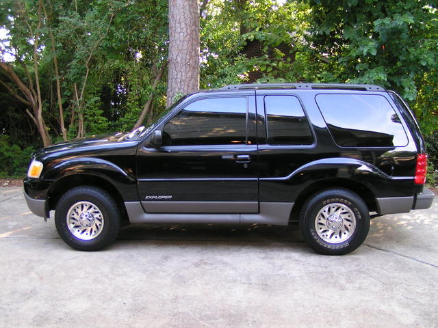Ford Explorer 4.0 155hp 2WD MT