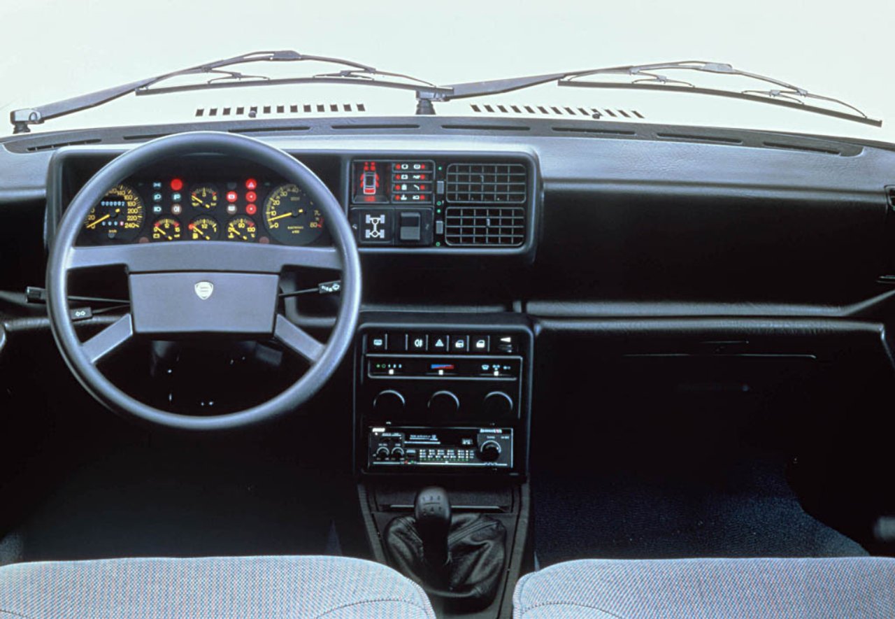 Lancia Prisma 2.0