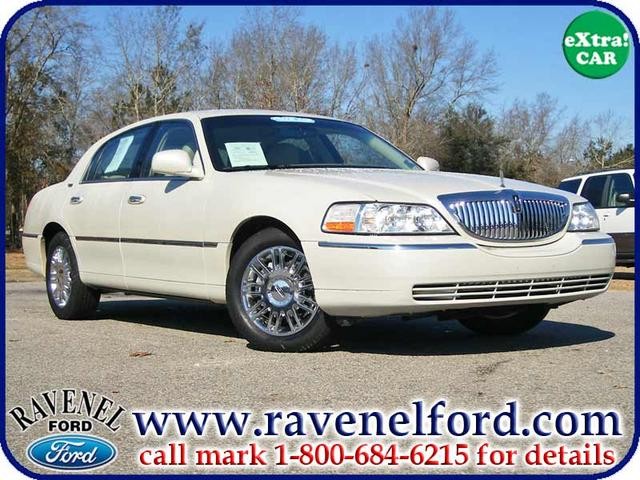 tuning Lincoln Town Car Signature Limited