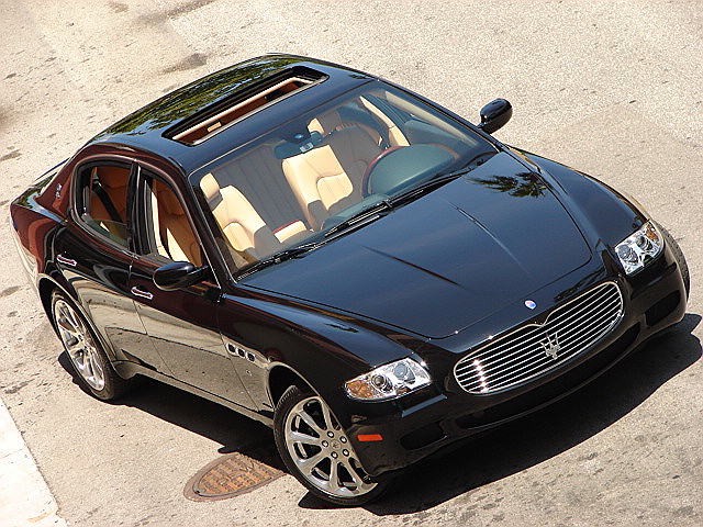 Maserati Quattroporte Sedan