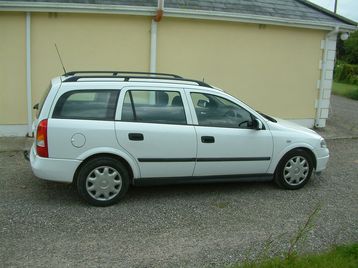 Opel Astra 2.0 DTI Saloon
