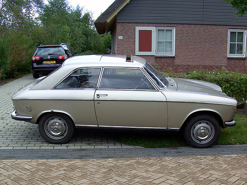 Peugeot 204 Coupe