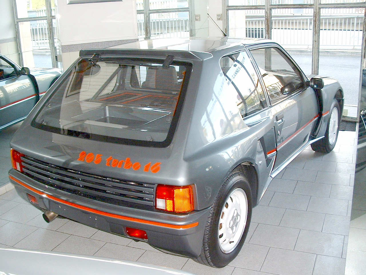 Peugeot 205 Turbo 16 1.8