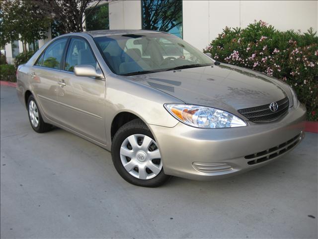 Toyota Camry 2.4 LE