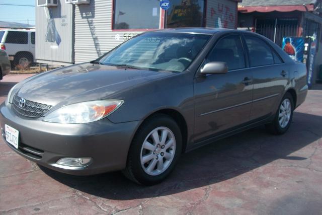 Toyota Camry 2.4 XLE