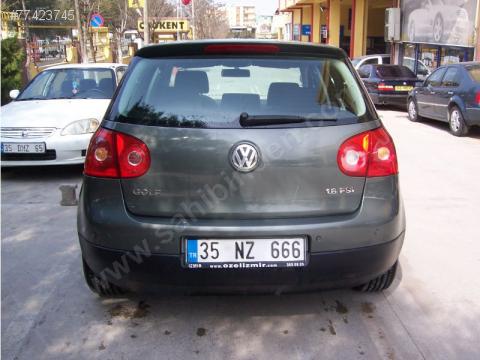 Volkswagen Golf 1.6 Sportline