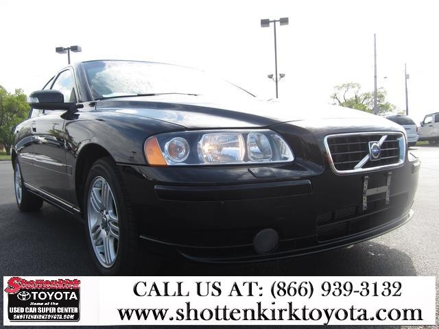 Volvo S60 2.5 T AT