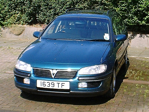 Vauxhall Omega 2.5