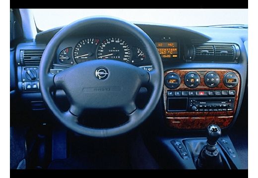 Vauxhall Omega 2.0 i 16V