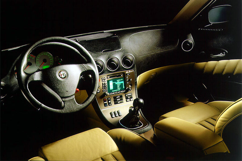 Alfa Romeo 166 2.5 i V6 24V AT