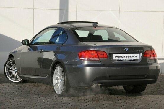 BMW 3 Coupe 323i MT