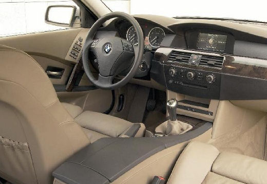BMW 530xi Touring